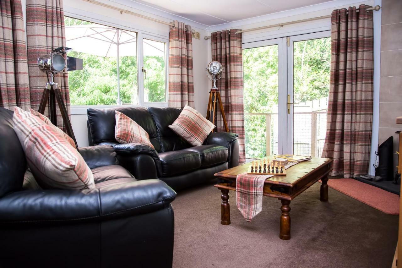 เคว็อค เวล พาร์ค Villa Lasswade ภายนอก รูปภาพ