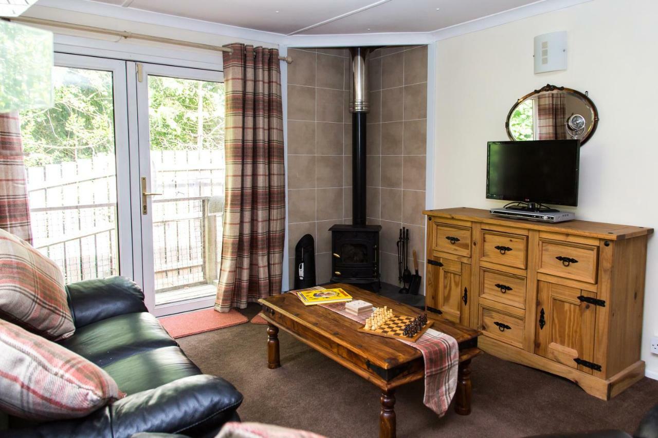 เคว็อค เวล พาร์ค Villa Lasswade ภายนอก รูปภาพ